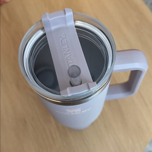 40oz Stanley cup - Picture 3 of 6